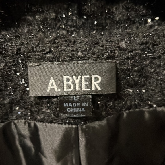 3/4 Sleeve Jacket - Picture 5 of 5